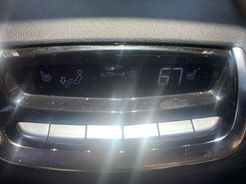 Used 2020 Cadillac XT6 Premium Luxury w/ Platinum Package AWD/4WD image 32