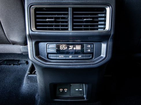 New 2026 Volkswagen Atlas Peak Edition image 50