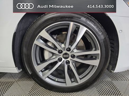 Used 2023 Audi A6 Premium Plus w/ Premium Plus Package AWD/4WD image 2