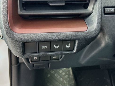 New 2026 Toyota Prius Plug-In Hybrid FWD image 10