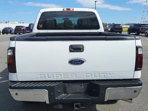 Used 2011 Ford F250 Lariat w/ Lariat Ultimate Pkg image 2