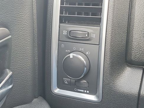 Used 2024 RAM 1500 Classic Warlock image 32