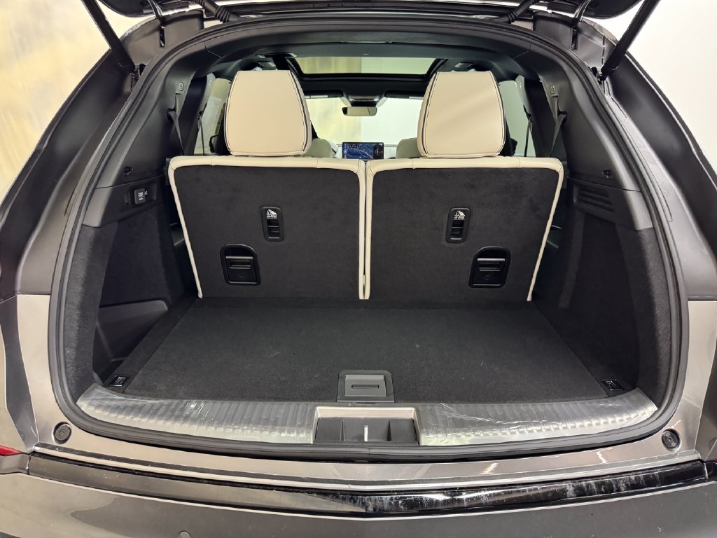 Used 2026 Acura MDX A-Spec w/ Advance Package AWD/4WD image 38