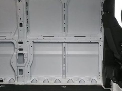 Used 2025 RAM ProMaster 2500 w/ Convenience Group image 13
