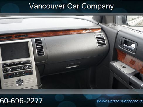 Used 2010 Ford Flex Limited AWD/4WD image 30