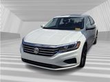 Used 2022 Volkswagen Passat 2.0T SE image 3
