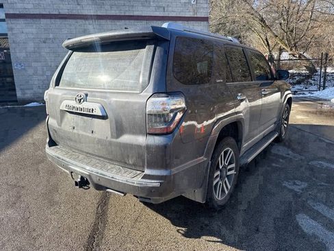 Used 2022 Toyota 4Runner Limited image 5