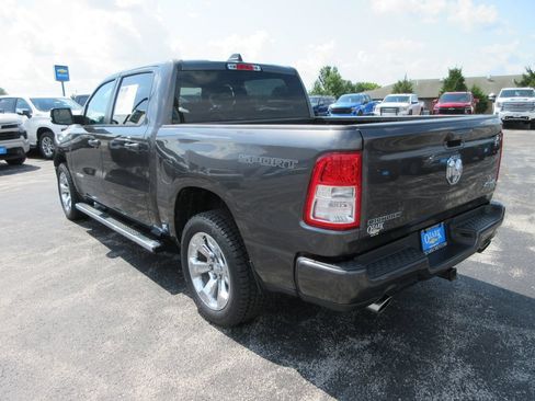 Used 2020 RAM 1500 Big Horn AWD/4WD image 3