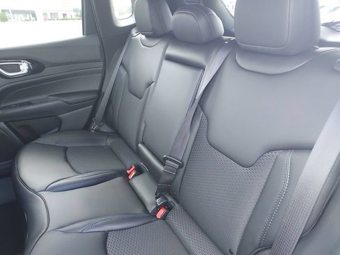 New 2026 Jeep Compass Latitude AWD/4WD image 25