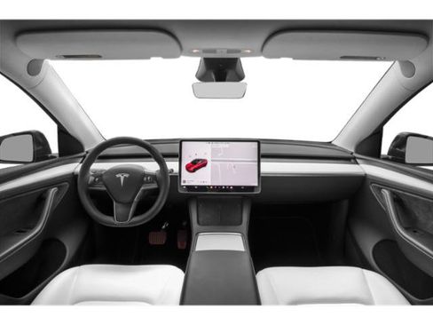 Used 2025 Tesla Model Y Long Range AWD/4WD image 8
