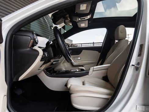 Used 2019 Mercedes-Benz A 220 image 18