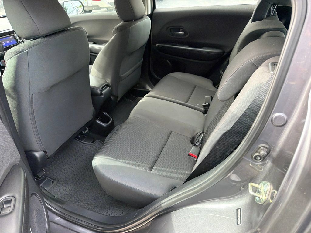 Used 2020 Honda HR-V LX image 8