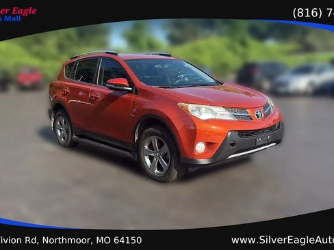 Used 2015 Toyota RAV4 XLE FWD image 8
