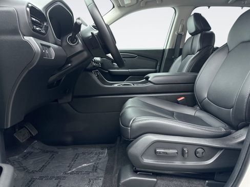 Used 2024 Honda Pilot EX-L image 11