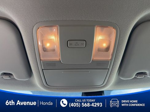 Used 2025 Kia Soul S FWD image 15
