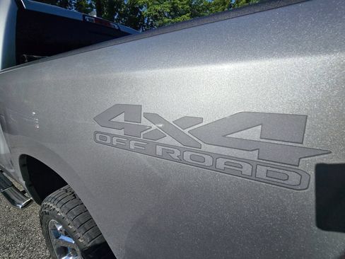 Used 2020 RAM 1500 Big Horn AWD/4WD image 14