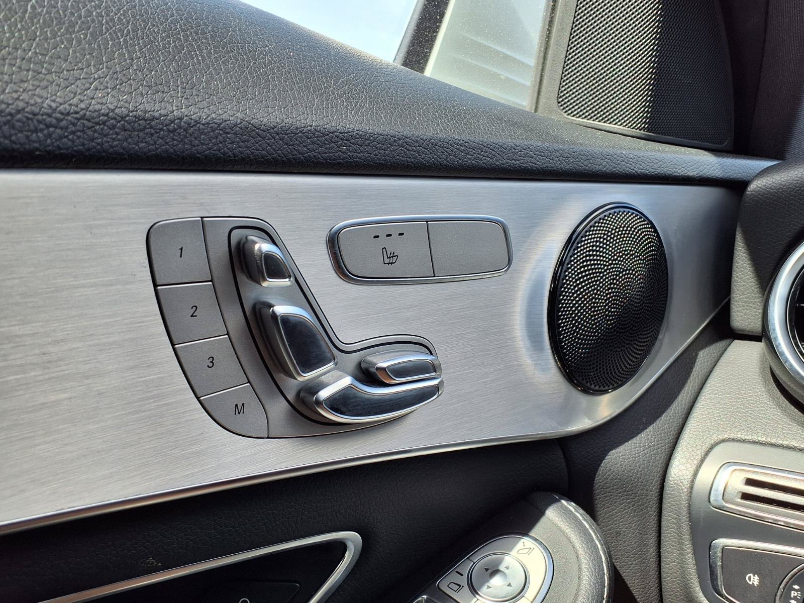 Used 2018 Mercedes-Benz C 300 Sedan image 34