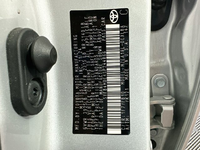 Certified 2025 Toyota Corolla LE FWD image 29