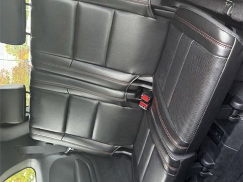 Certified 2024 Dodge Durango GT image 23