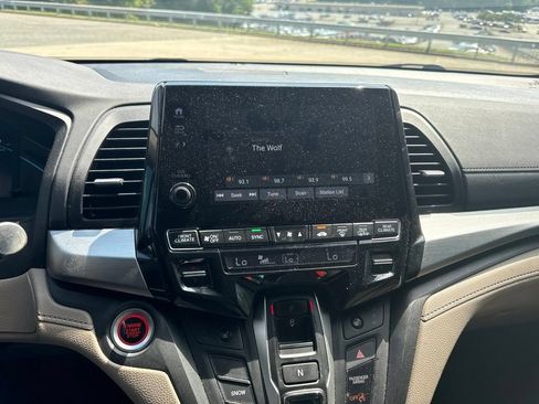 Used 2019 Honda Odyssey EX-L image 21