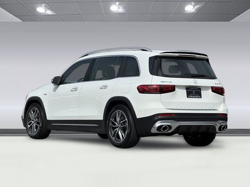 Certified 2022 Mercedes-Benz GLB 35 AMG 4MATIC image 3