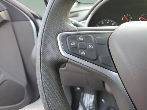 Used 2022 Chevrolet Malibu LS image 11