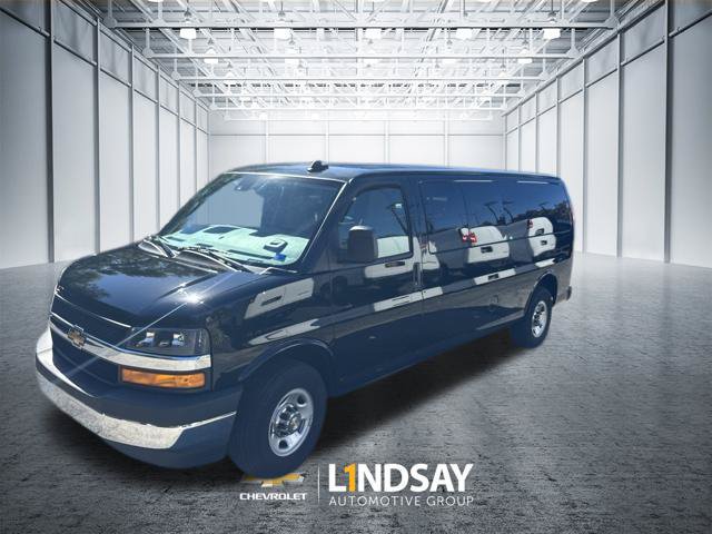 Used 2025 Chevrolet Express 3500 LT w/ LT Preferred Equipment Group RWD image 22