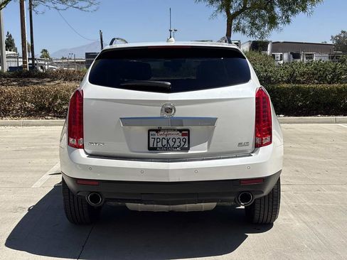 Used 2016 Cadillac SRX Luxury w/ Driver Awareness Package FWD image 4