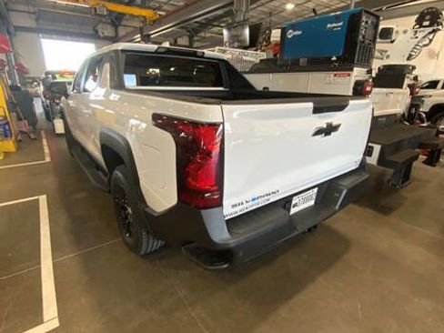 Used 2024 Chevrolet Silverado EV W/T image 5