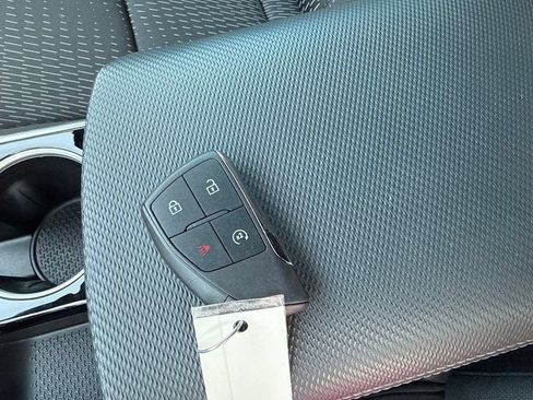Certified 2026 Chevrolet Equinox LT AWD/4WD image 32