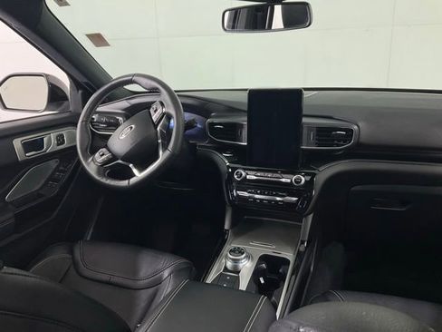 Used 2024 Ford Explorer ST w/ Equipment Group 401A image 31