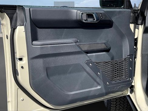 New 2025 Ford Bronco Badlands image 25