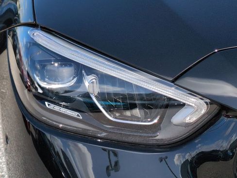 Used 2025 Mercedes-Benz C 300 Sedan image 10