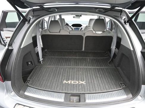 Used 2020 Acura MDX FWD image 18