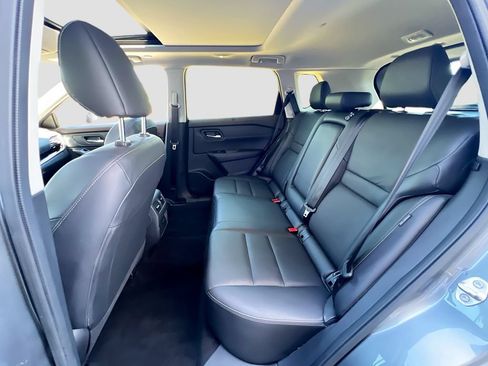 Used 2023 Nissan Rogue SL w/ SL Premium Package FWD image 25