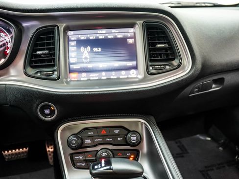 Used 2022 Dodge Challenger R/T Scat Pack RWD image 24