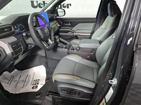 New 2025 Toyota Tacoma Trailhunter image 9