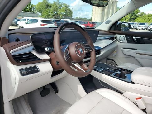 New 2026 Buick Enclave Avenir w/ Super Cruise Package FWD image 20