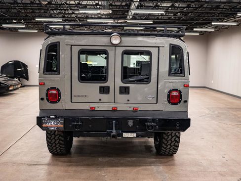 Used 2006 HUMMER H1 4-Door Wagon AWD/4WD image 24