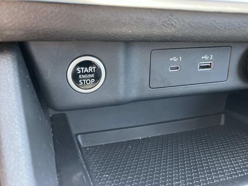 Used 2022 Nissan Rogue SV AWD/4WD image 34