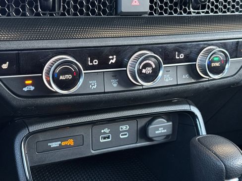 Certified 2024 Honda CR-V EX image 20