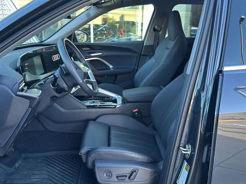 Used 2025 Audi Q5 Premium Plus w/ Premium Plus image 13