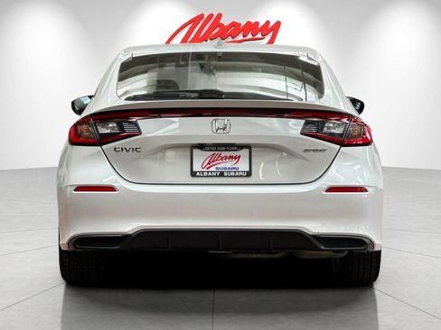 Used 2023 Honda Civic Sport image 5