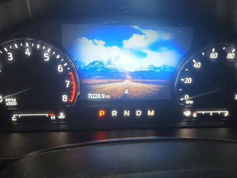 Used 2021 Ford Explorer Limited w/ Equipment Group 301A AWD/4WD image 21