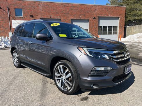 Used 2017 Honda Pilot Elite image 7