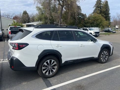 Used 2024 Subaru Outback Limited image 6