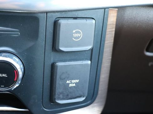 Used 2025 Ford F150 King Ranch AWD/4WD image 29