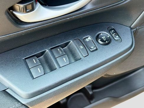 Used 2019 Honda CR-V LX image 14
