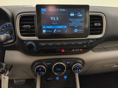 Used 2020 Hyundai Venue SEL FWD image 26