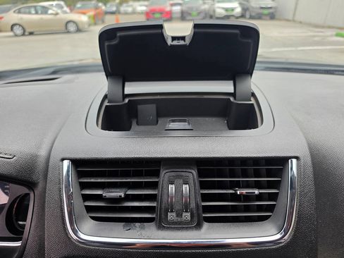 Used 2017 GMC Acadia Limited SLT FWD image 42